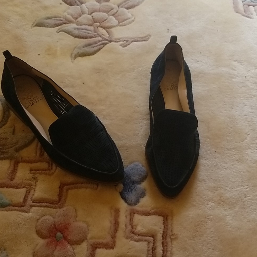 FLATS by vince Camuto Navy blue